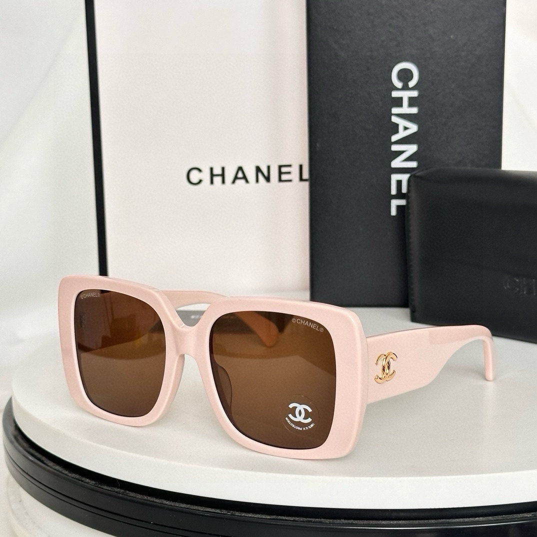 Elegant Chanel CH9519949 Sunglasses - Style & Protection, 54-25-199 Size 8 i1745495799 1727 5
