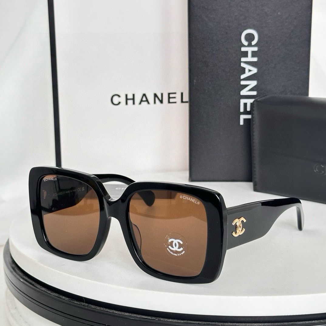 Elegant Chanel CH9519949 Sunglasses - Style & Protection, 54-25-199 Size 4 i1745495799 523 1
