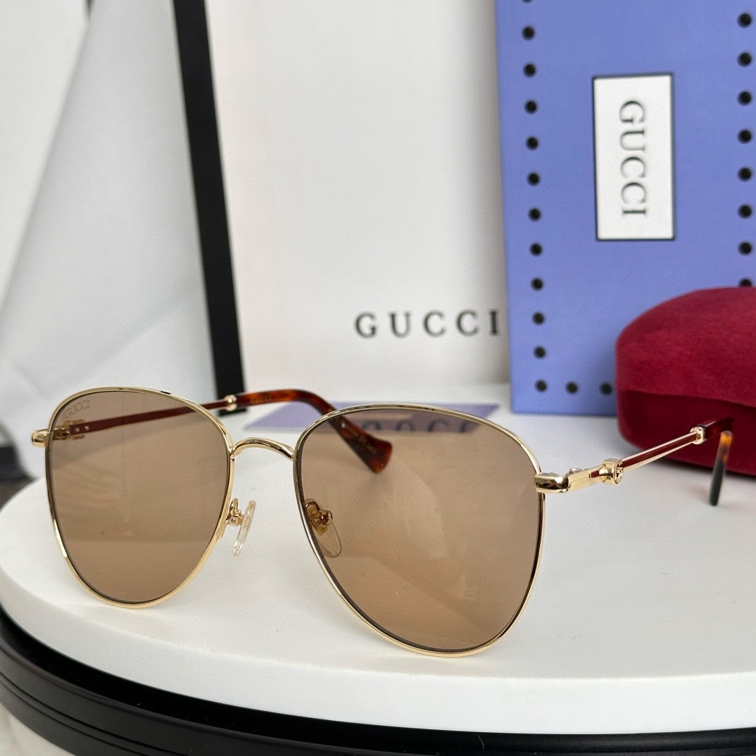 Gucci 519945 Sunglasses - Stylish and Protective Eye-wear 3 i1745496157 5682 3