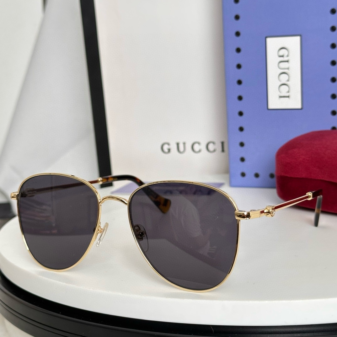 Gucci 519945 Sunglasses - Stylish and Protective Eye-wear 7 i1745496157 7111 5