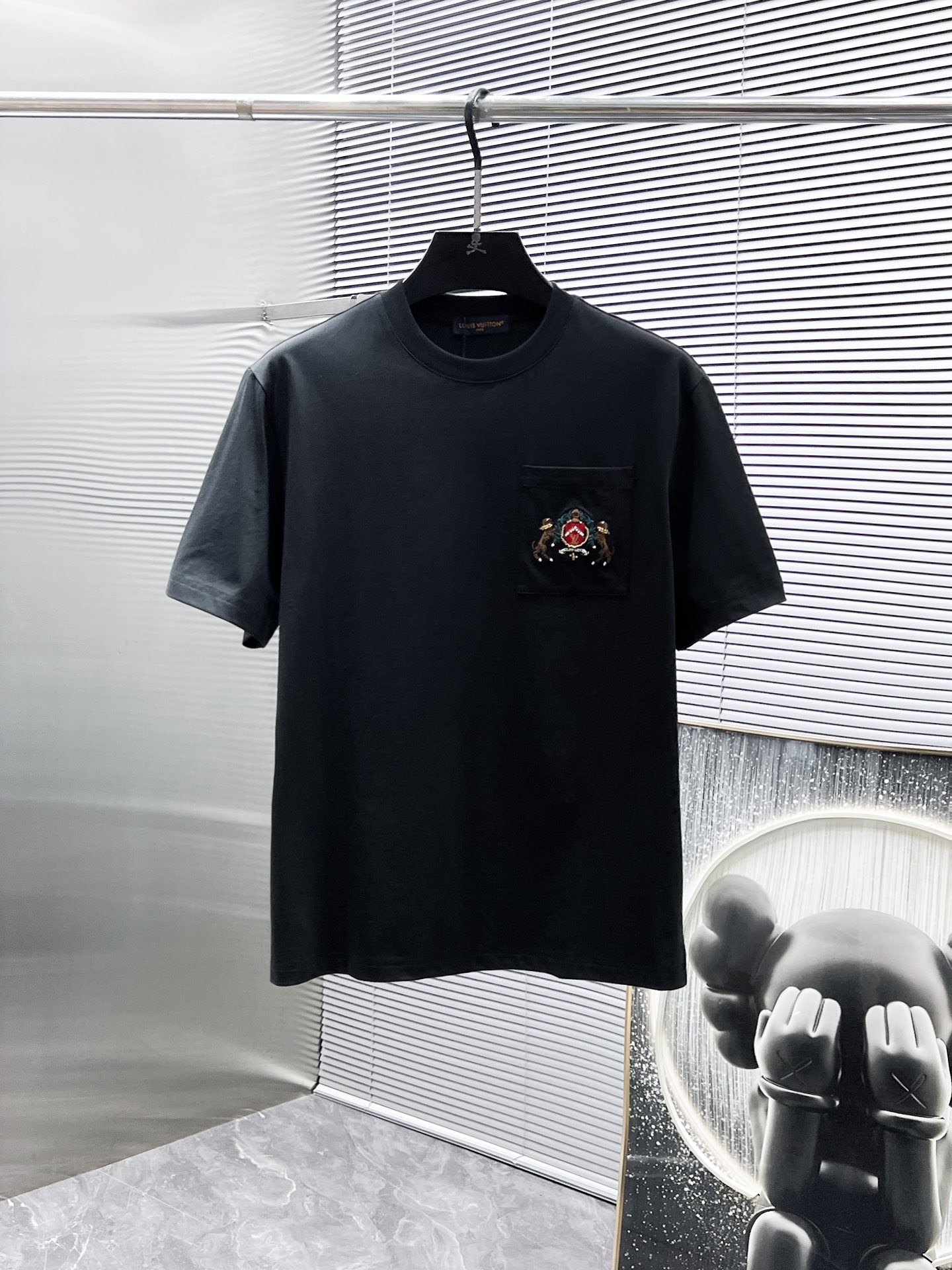 路易威登  LV  2025ss新款 半袖 体恤 短袖 圆领T恤，高端版本...