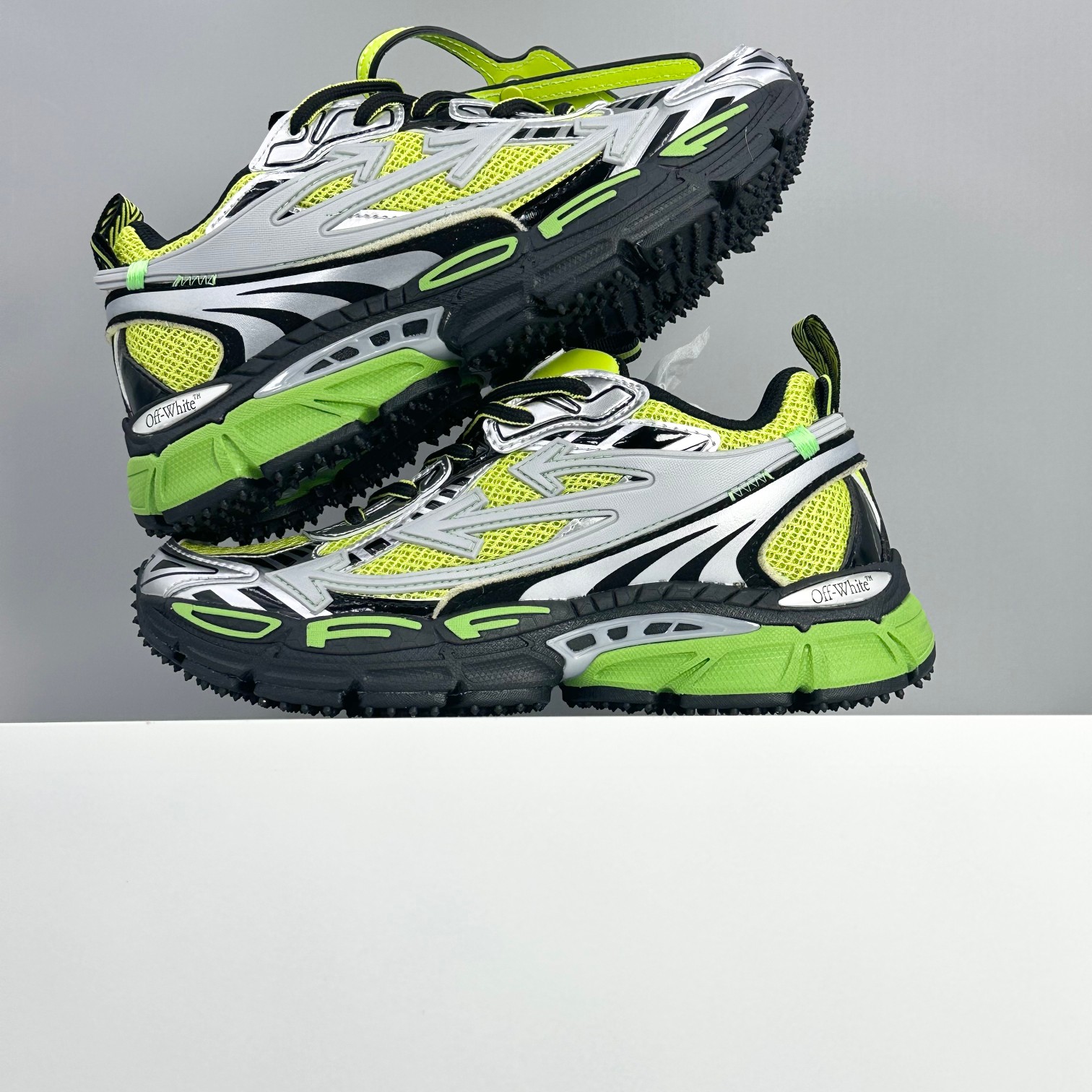 Off-White Men's Odsy-2000 Running Sneakers Lightweight Breathable Athletic Shoe 4 a1745574579002 6056