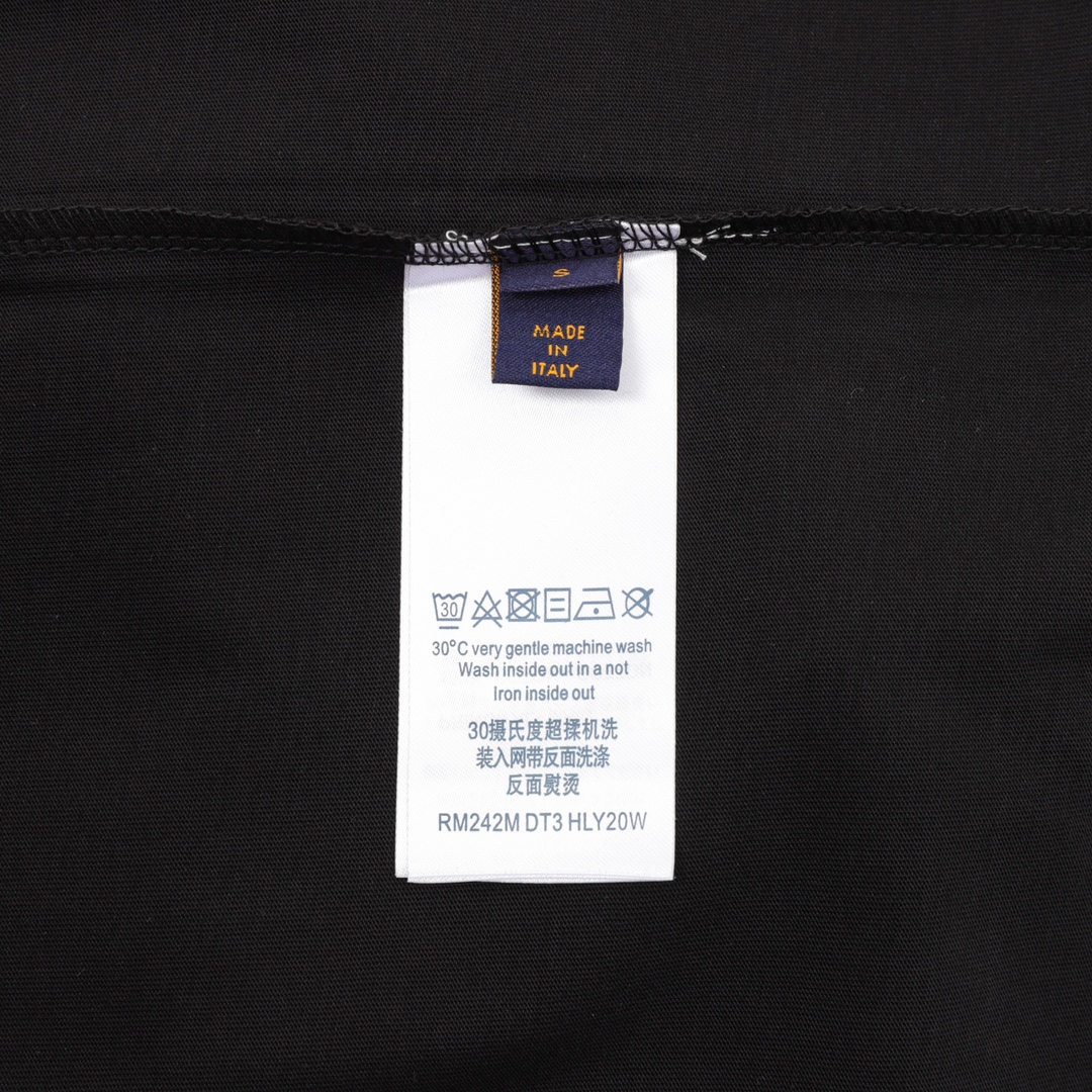💰100
Louis Vuitton/路易威登 渐变满印LOGO短袖T恤
Size：XS-L