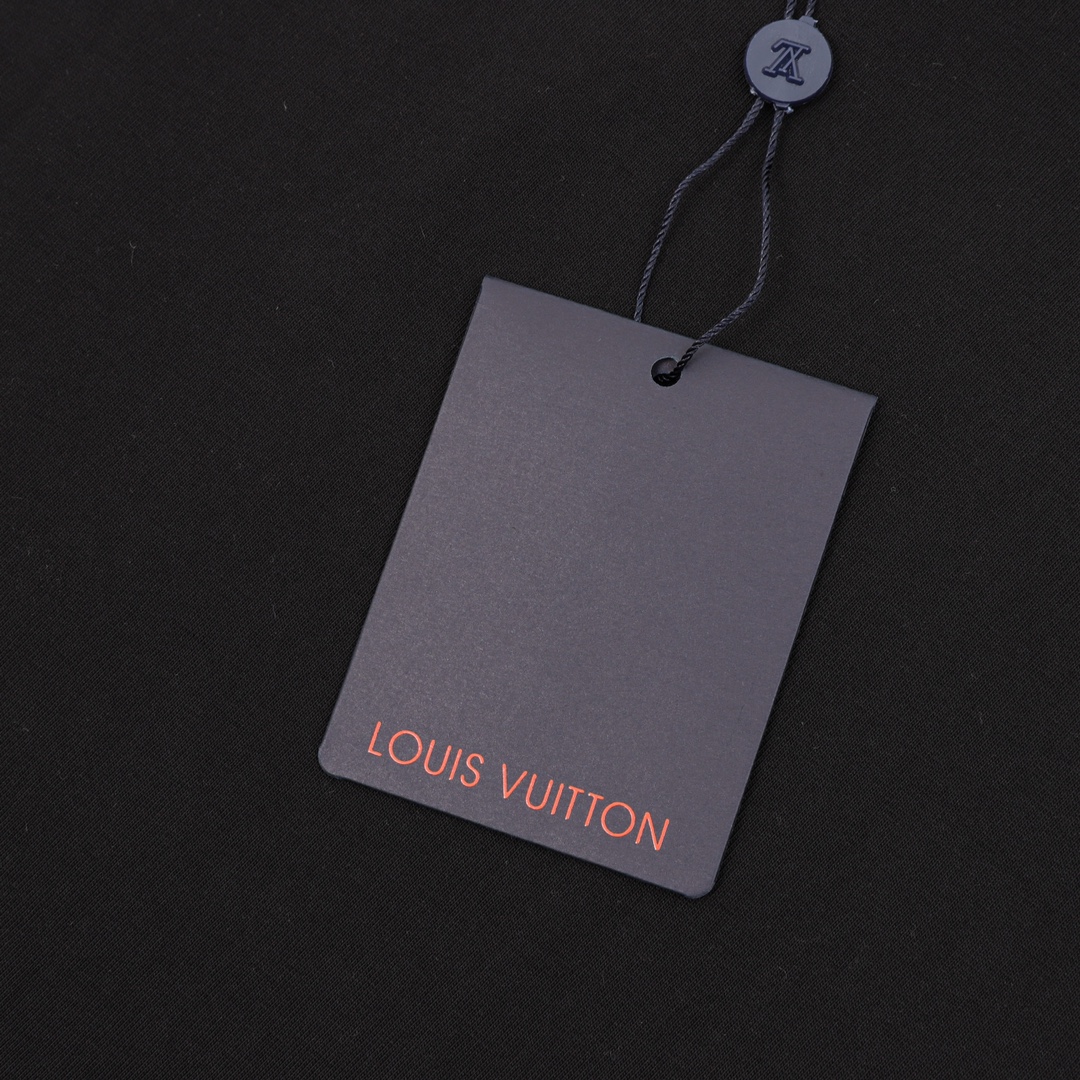 💰100
Louis Vuitton/路易威登 渐变满印LOGO短袖T恤
Size：XS-L
