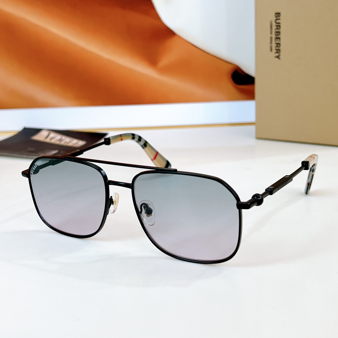  BURBERRY
MOD：BE6020
Size：57口17 142
🔝🔝
