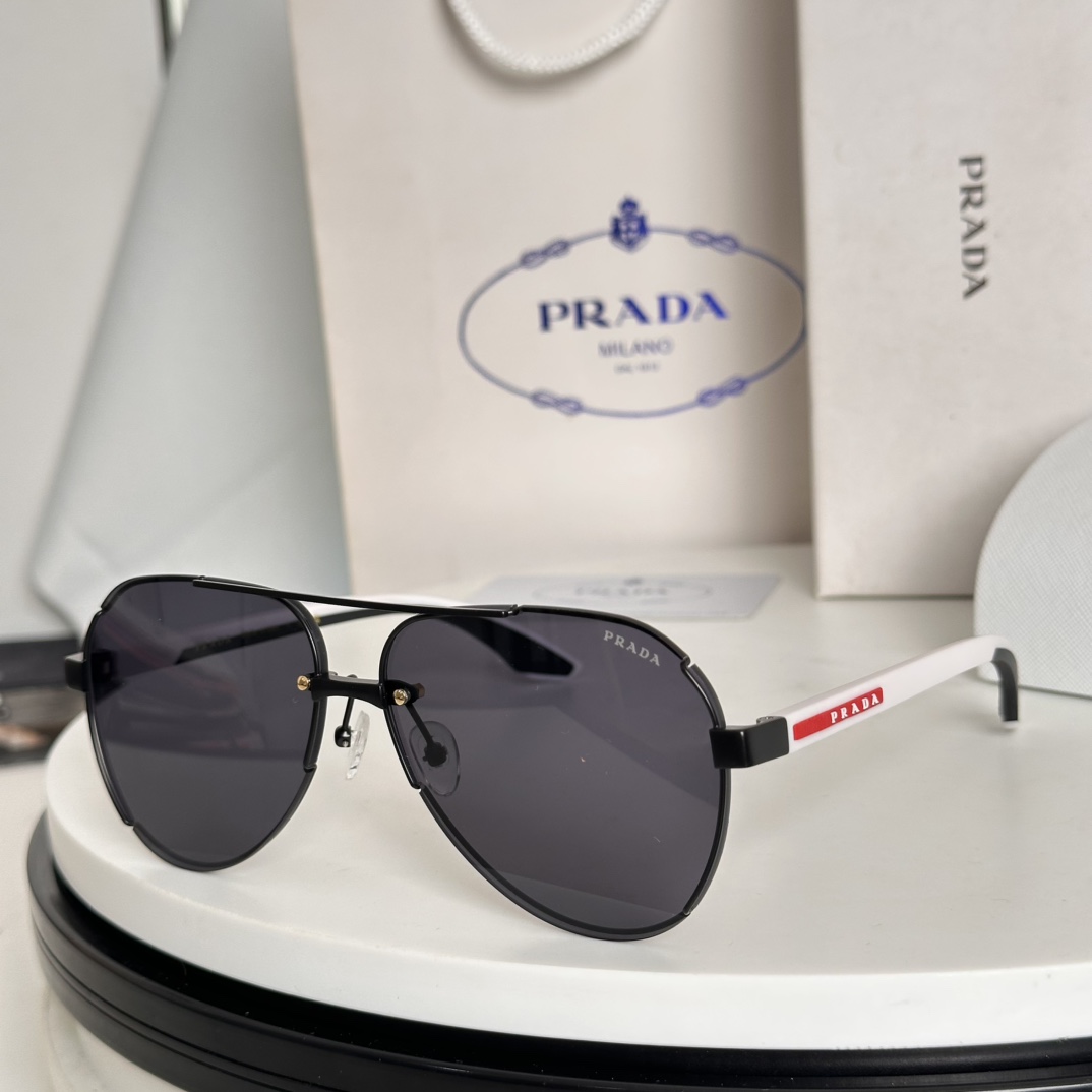  ‼️PRADA
MOD：PS51YS
size：62口13 140