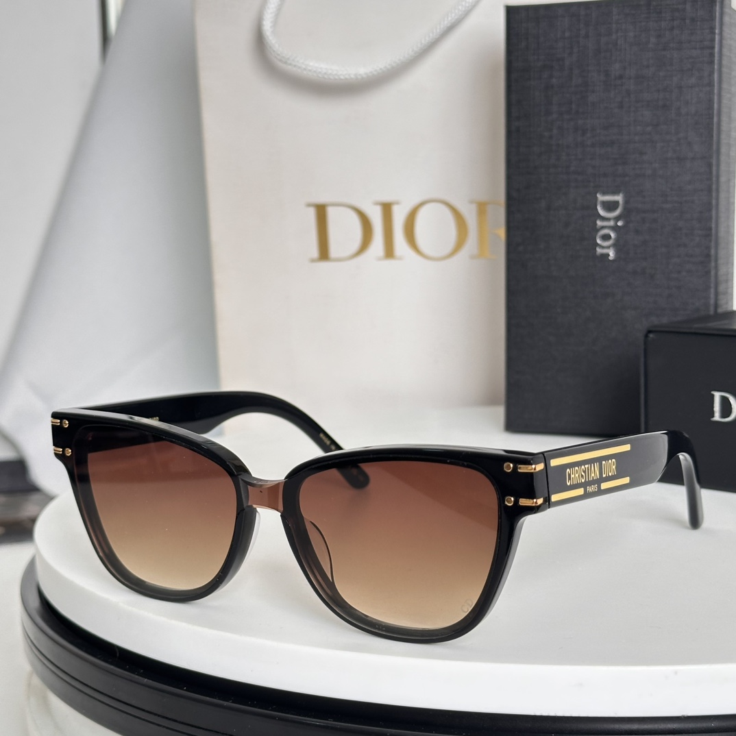 ‼️Dior
MOD：DSGTA31UCR
Size：54口18-145
