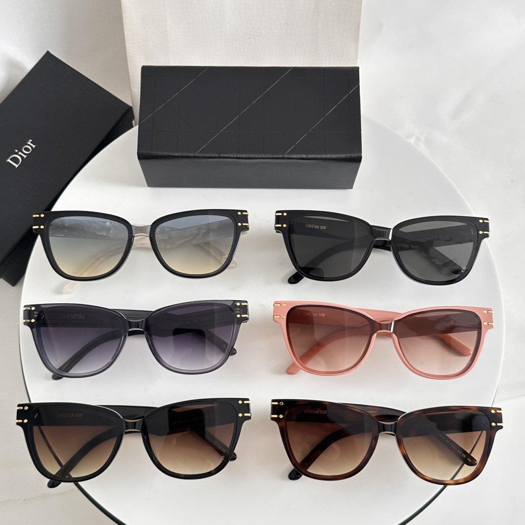  ‼️Dior
MOD：DSGTA31UCR
Size：54口18-145
