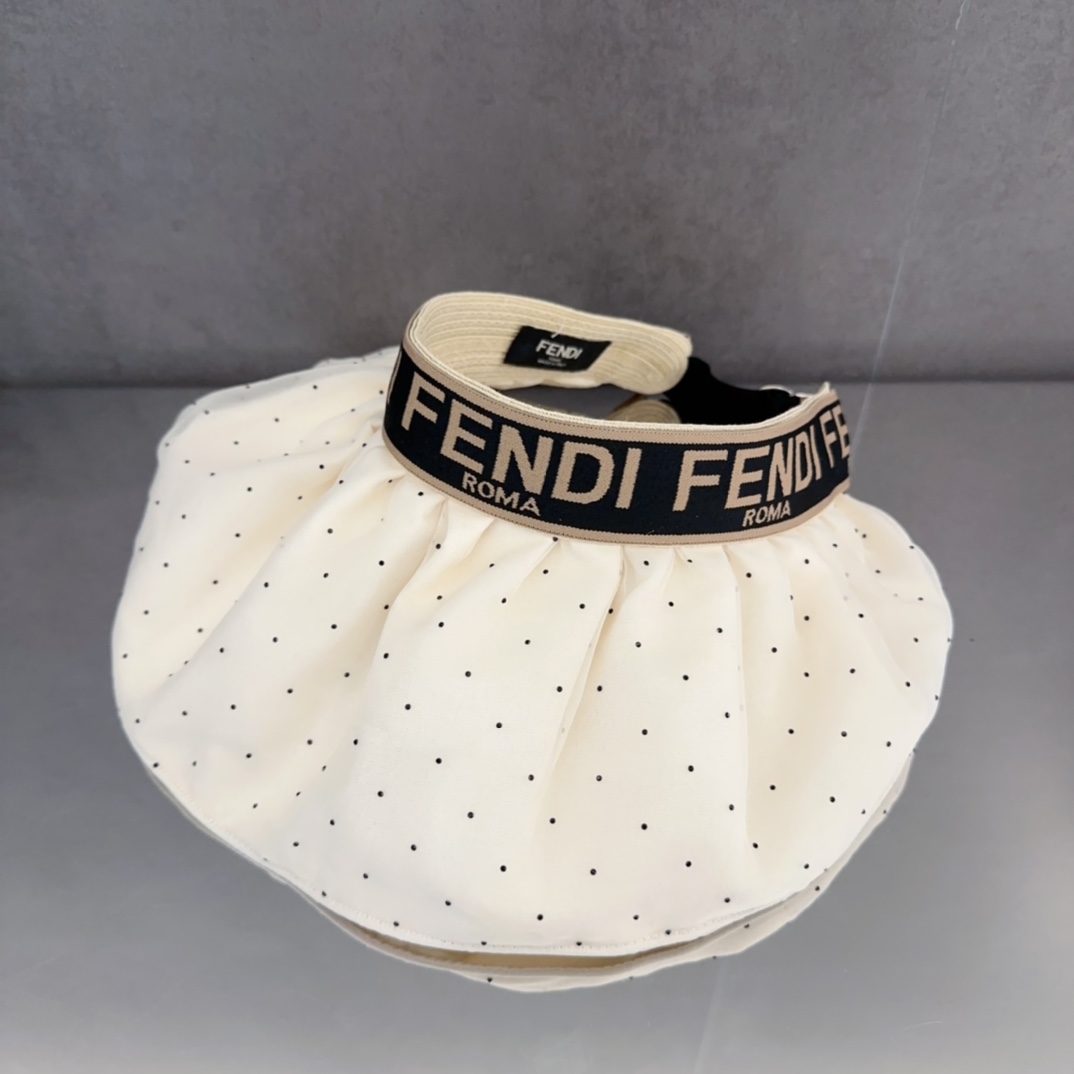[Fendi Hats]