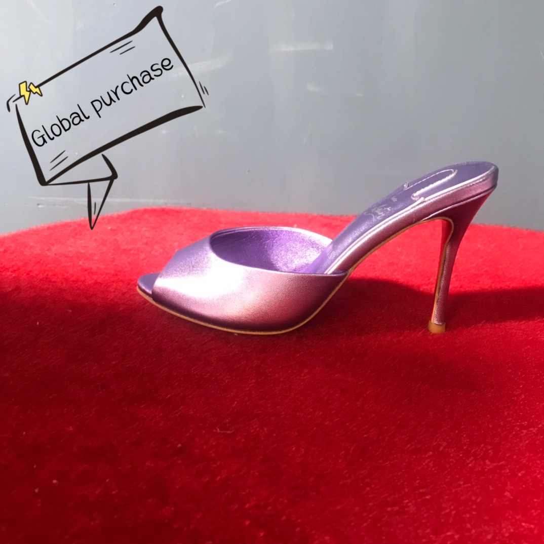 NO:100691,High-end custom 2025 sandals spring and summer series!  H10Cm, size 34-42. Customized leather large sole. No return or exchange.-1 light purple metal leather light purple metal sheepskin, official website synchronized standard European code Reference:-1 Color:rpurple/purple Material:cowhide Lining:goat leather Heel height:10Cm Sole:leather sole Size:EUR 34-42 (US 4-11):,,christian louboutin,sandals,sheepskin,Leather soles19860909高端订制 2025凉鞋春夏系列！ H10Cm,尺码34-42码.真皮大底订制款.不退不换.-1浅紫金属皮浅紫金属羊皮里,官网同步 标准欧码 Reference:-1 Color:rpurple/purple Material:cowhide Lining:goat leather Heel heigh:10Cm Sole:leather sole Size:EUR 34－42（US 4一11) :,,christian louboutin,sandals,sheepskin,Leather soles,Women's Shoes