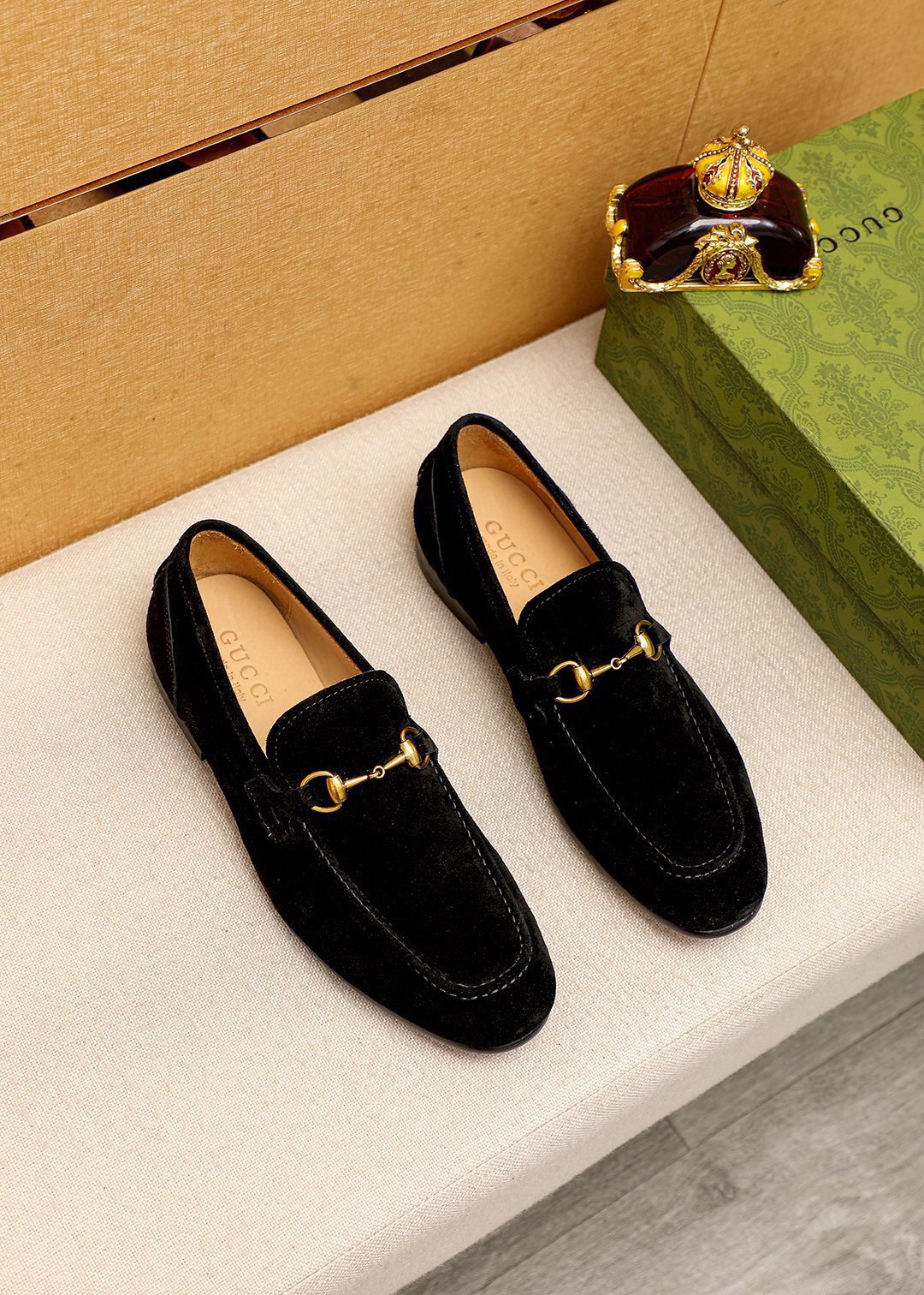 Gucci Men's Black Leather Loafers with Horsebit Detail - Size 39-44 2 i1745638166 1881 0