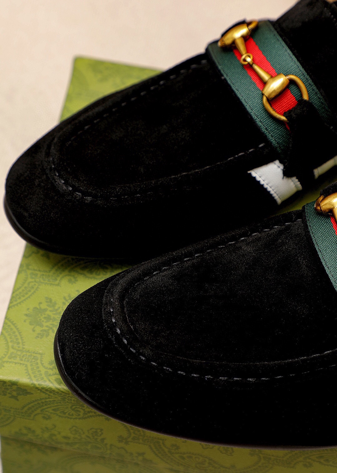 Gucci Men's Black Leather Loafers with Horsebit Detail - Size 39-44 9 i1745638289 2626 7
