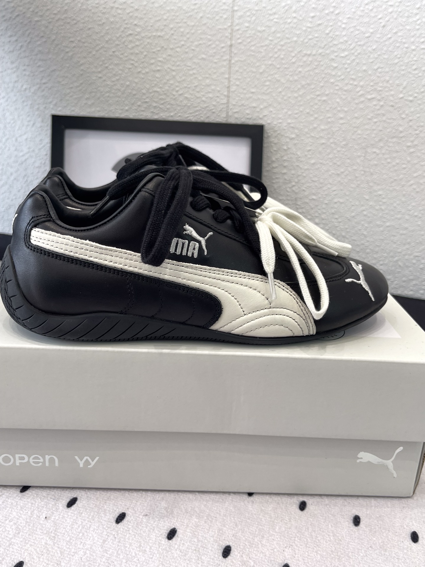 Review: Puma X Opening Ceremony New Joint Sneakers – White, Red, Cherry Pink - 图片 3