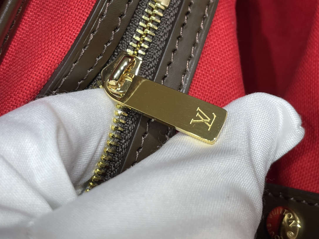 Vivienne  手提包钱包,lv,包 8