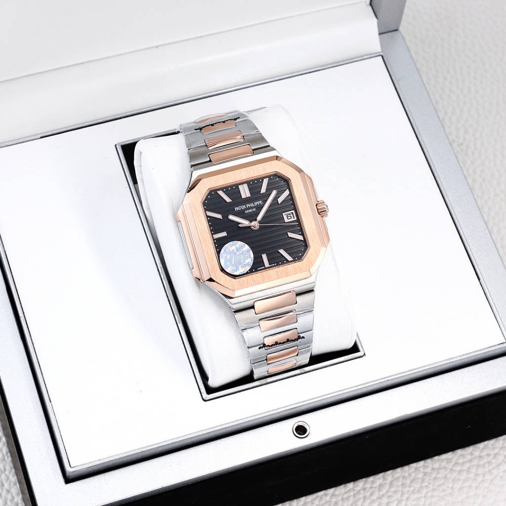 Patek Philippe Cubitus 5821 Watch - Classic, Fashionable, and Elegant Timepiece