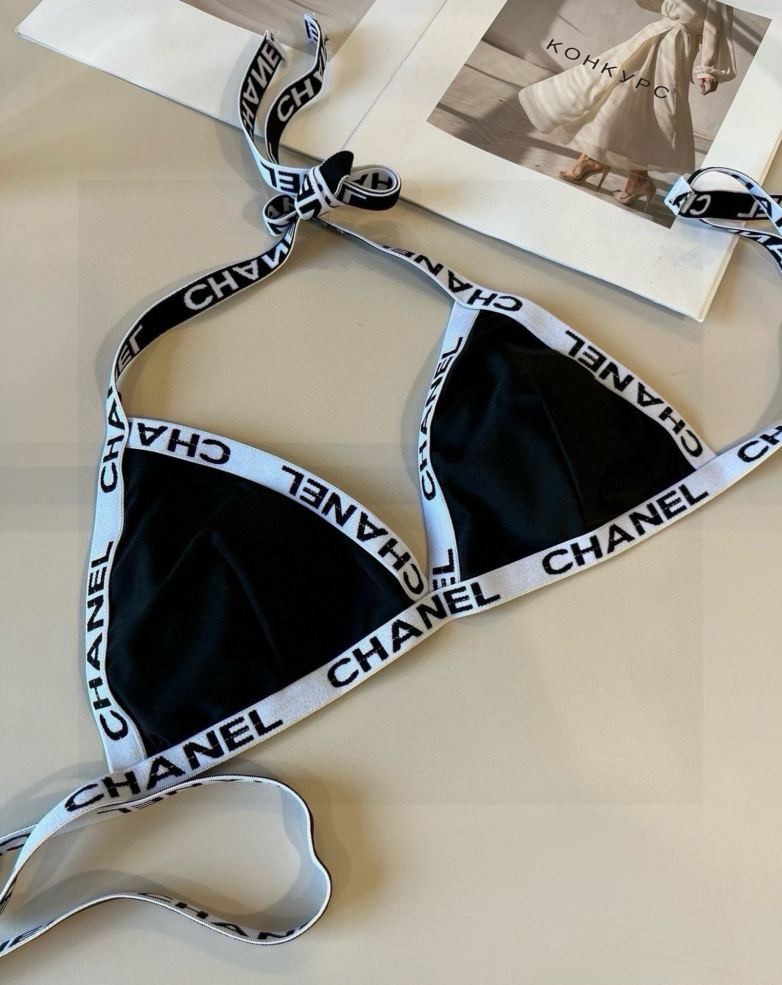 NO:304980,Chanel Chanel Bikini, S M L XL Swimsuits Swimsuits Bikini, Swimsuits, Swimsuits, Bikini, Chanel, Swimsuits, Bikinis19860909Chanel香奈儿比基尼,S M L XL泳衣泳裤比基尼,泳衣，泳裤，比基尼,chanel,chanel,swimsuits,bikinis,accessory