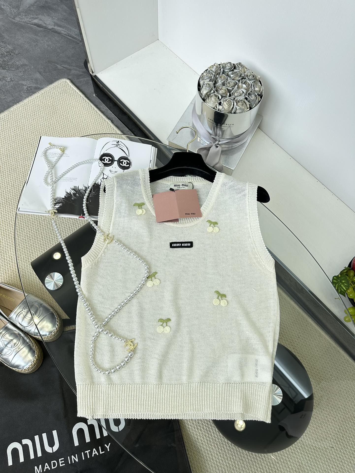 Macaron Color Knitted Vest with Cherry Embroidery - Perfect for Summer 6 i1745673937 6834 4