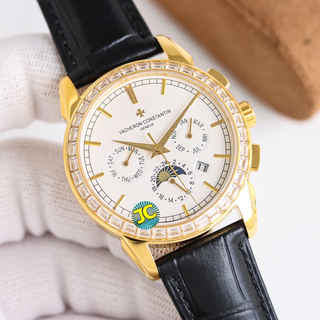 NO:149278,TW Factory Vacheron Constantin inheritance upgraded version series R29 is launched shockingly!  A multi-functional high-end watch!  Xiaohongshu hits. 1 equipped with the original imported moon phase function movement mechanical watch with accurate zero return time!  2 The dial uses a bar as a scale to show the luxurious temperament of this watch!  The 3-belt uses imported square scale cowhide strap, the watch mirror adopts a high-quality mirror and a perspective bottom cover!  4 diameter men's model 41 mm, thickness 10 mm!  5 watch functions combine week/month/date/moon/sun and other functions, and the true standard of the best male watch!  It is a representative work of high-end watches. The reputation details reveal the nobleness of men and their taste is very good!  Consistent with the inside and out, unique ingenuity!  ,vacheron,cowhide19860909TW Factory 江诗丹顿 Vacheron constantin传承升级版系列R29 震撼上市！多功能的高级腕表！小红书爆款. 1搭载原装进口月相功能机芯机械表走时精准零返修！ 2表盘上采用条钉作为刻度更显示出这款腕表的华贵气质！ 3皮带采用进口方形鳞纹牛皮表带,表镜采用高品质的镜面,透视底盖！ 4直径男款41毫米,厚度10毫米！ 5腕表功能汇集星期/月份/日期/月亮/太阳等功能于一身,最佳男腕表真正的标配！为高端腕表的代表之作 尊贵彰显之美誉细节之处透露男士高贵,品位十分！ 表里如一 独具匠心！,,vacheron,cowhide,Watch