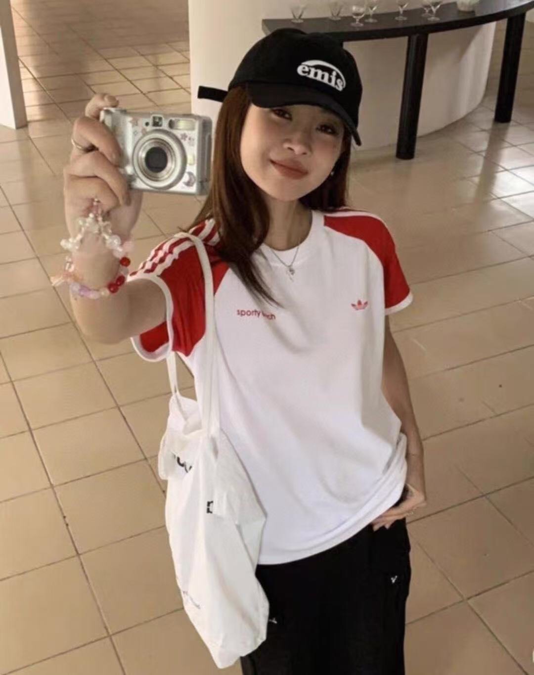 adidas 三叶草 T恤服装 9