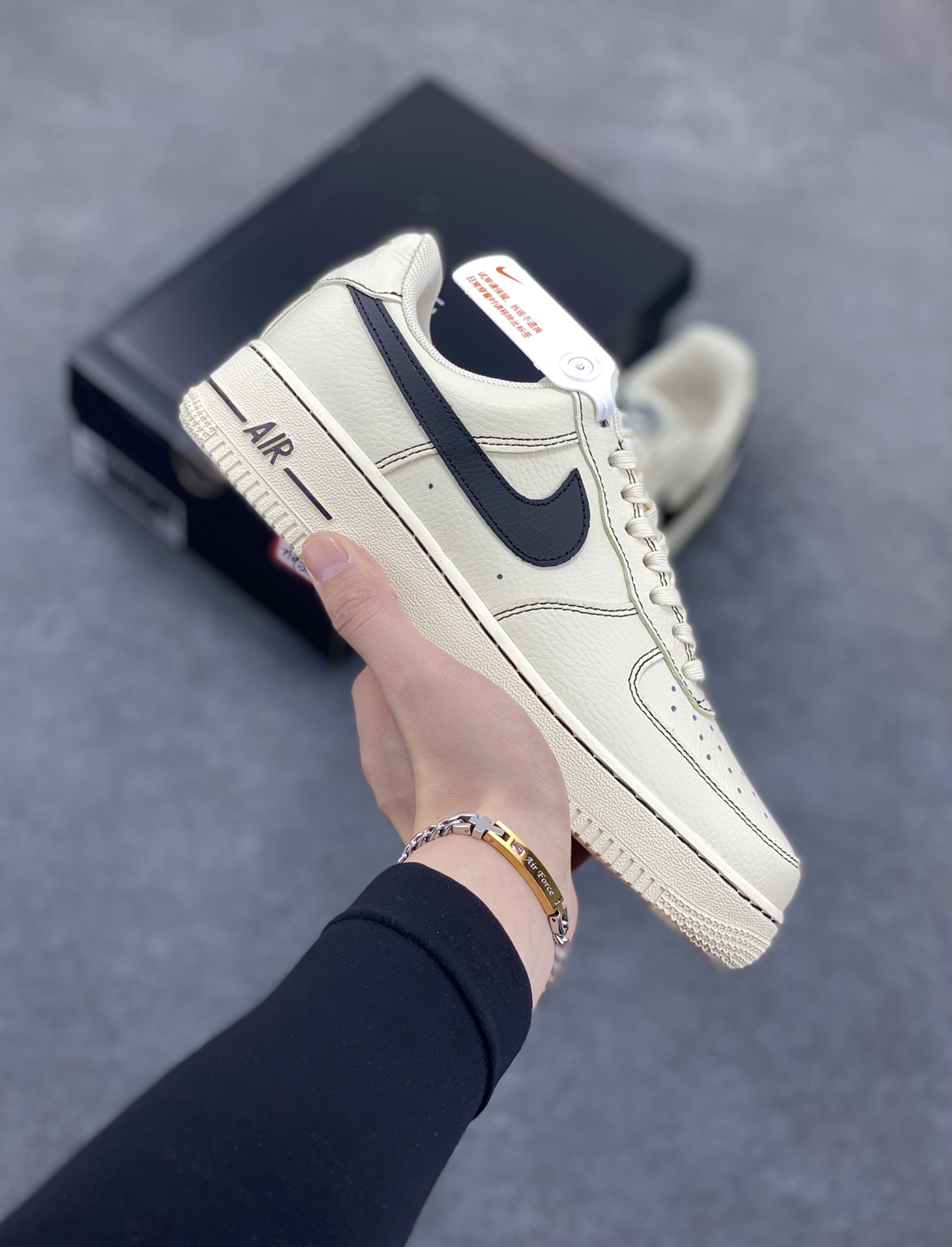 福利特价 Nike Air Force 1 Low 白黑 原楦头原纸板 打造纯正空军版型 专注外贸渠道 全掌内置蜂窝气垫 原盒配件 原厂中底钢印、拉帮完美 货号:HQ2037-200 尺码:36 36.5 37.5 38 38.5 39 40 40.5 41 42 42.5 43 44 44.5 45-选品中心