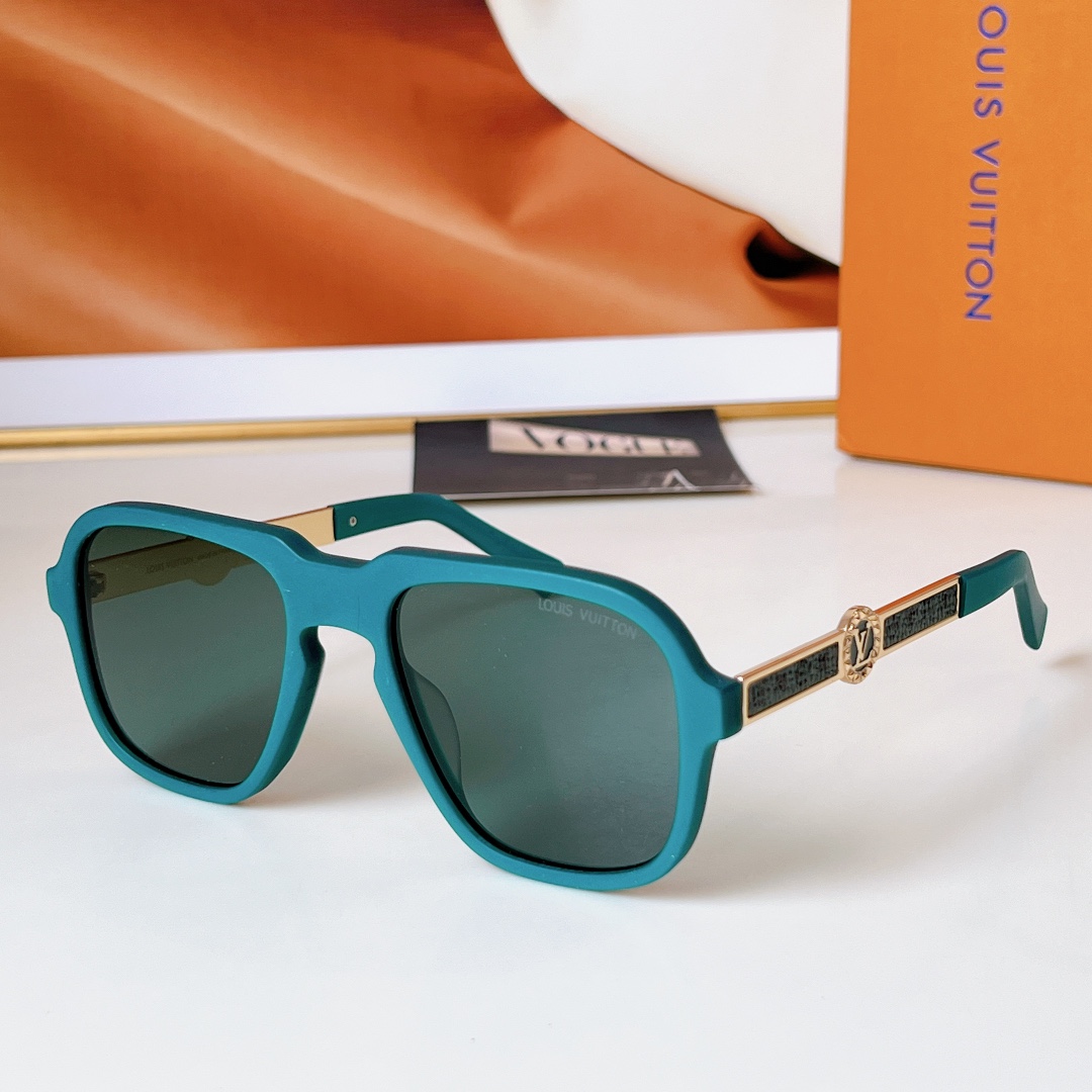  Louis Vuitto*
Mod：Z0102
Size：54-22-145
🔝🔝
