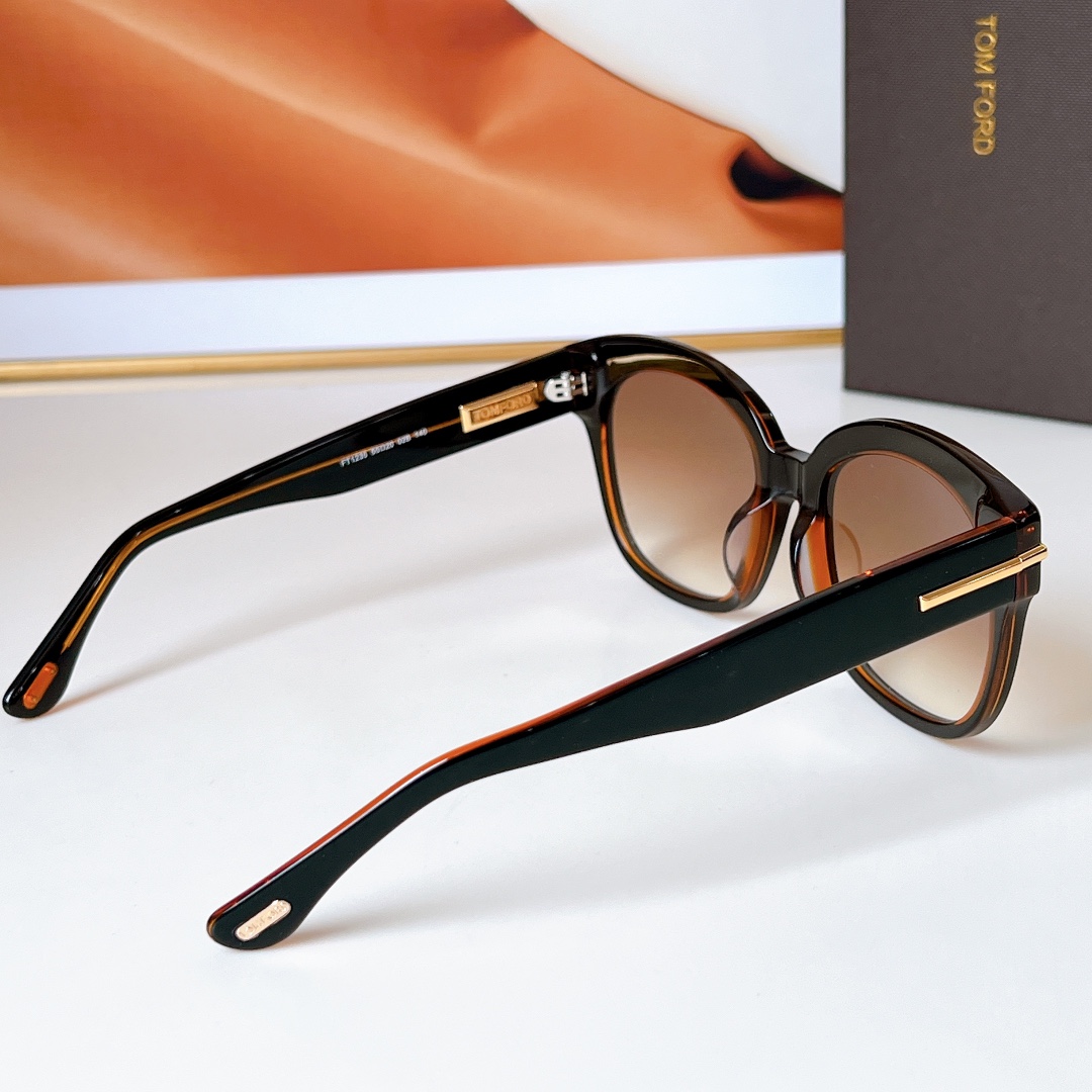  Tom Ford*  
MODEL FT1235
SIZE：55-20-140
🔝🔝