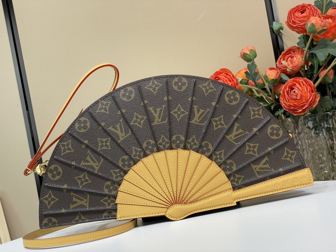 批调 YYxLBAC【LV FAN 手袋 】m14804 老花（扇子包）

LV Fan 手袋...