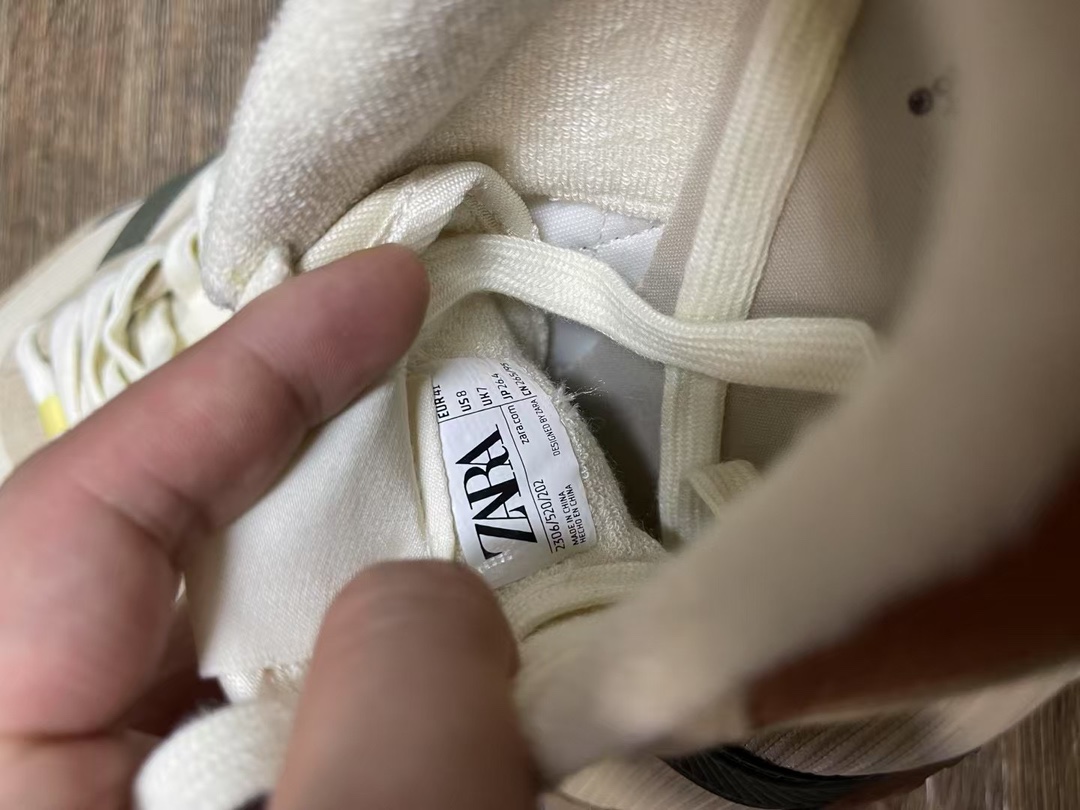 ZARA Retro Casual Sneakers - Stylish, Comfortable & Versatile Footwear 8 i1745744129 2532 6