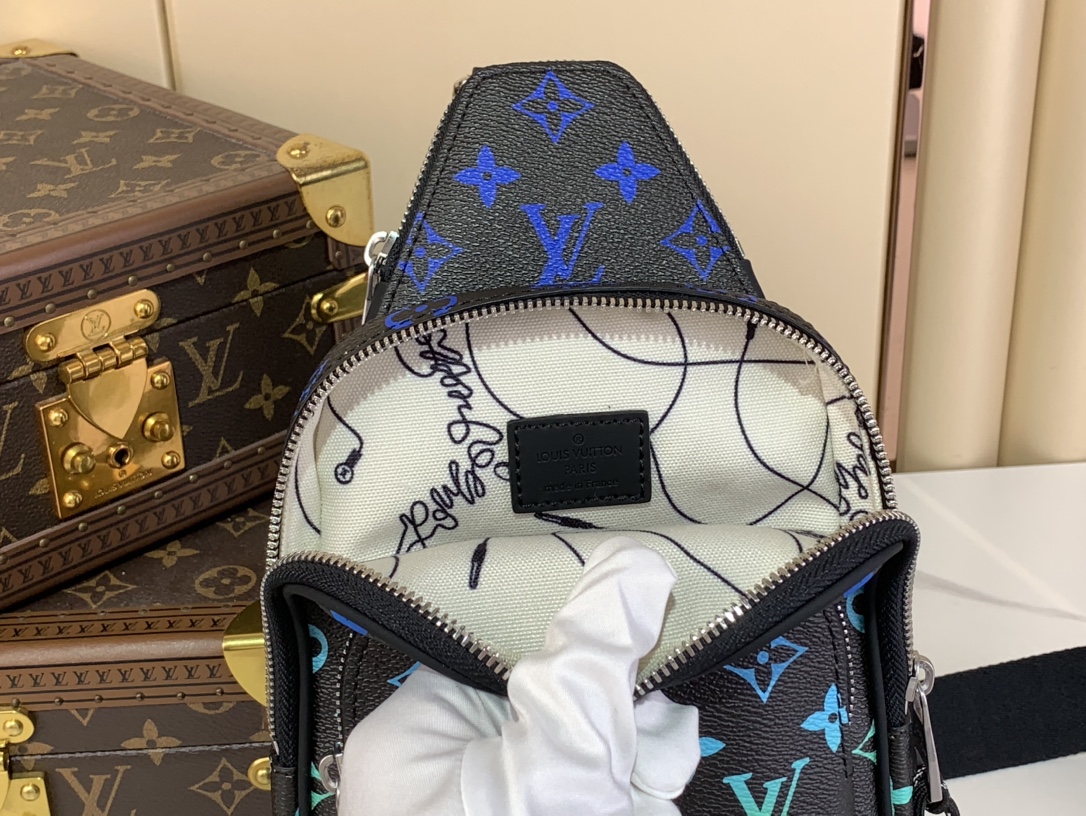 Louis Vuitton Avenue 单肩包lv,包 8