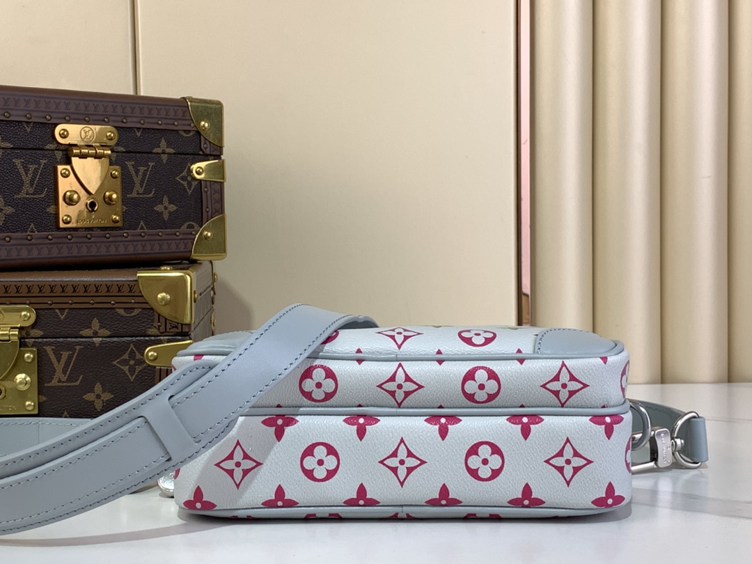 Louis Vuitton Monogram Archive 手袋lv,包 4