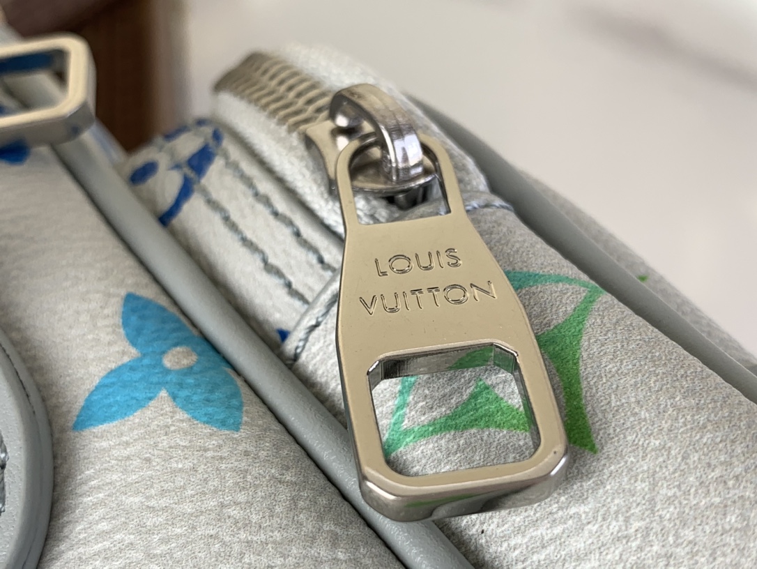 Louis Vuitton Monogram Archive 手袋lv,包 7