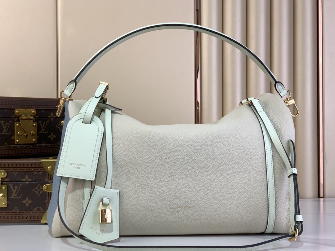 批 顶级原单复刻独家实拍📷【keepall 手袋】M13668 薄荷绿

L...