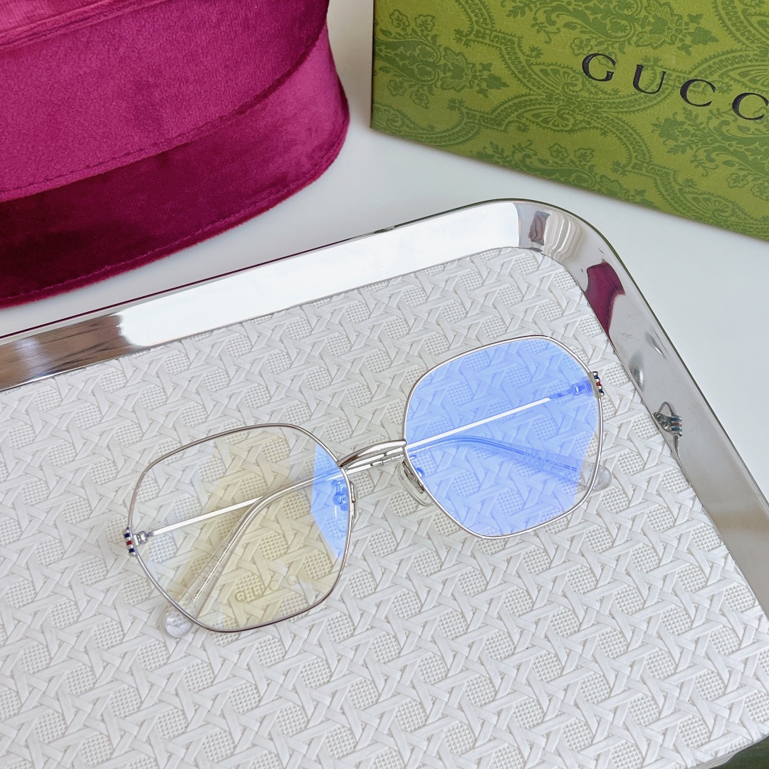  GUCCI
复古金丝简约墨镜
MOD：GG1285SA  
SIZE：60-17-140
🔝🔝