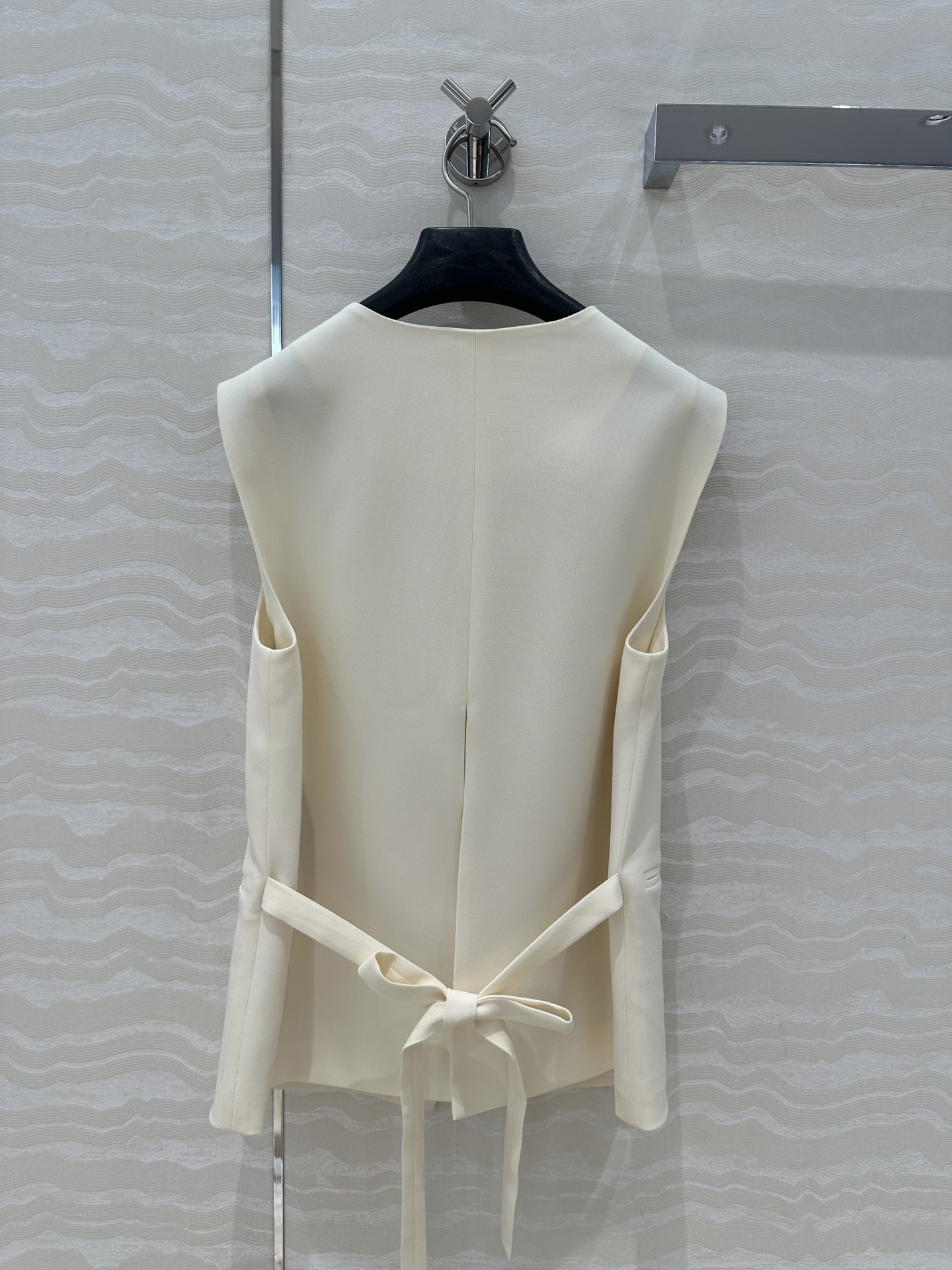 P920 One-Size-Fits-All Female Suit: High-Quality, Detailed Design with 3D Retrospect - 图片 8