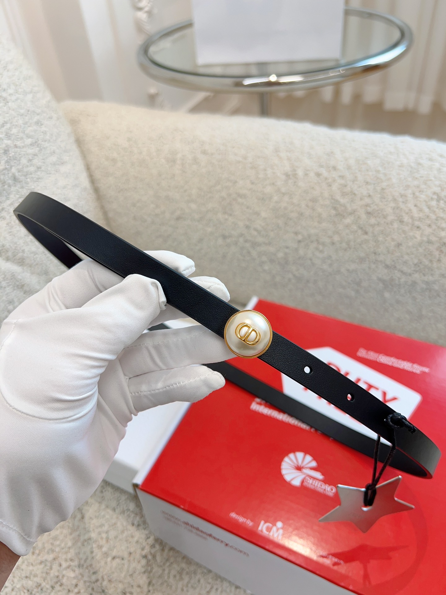 ✨Di0r✨C*D腰带系列独家免税渠道“CD”标志细腻柔软进口小牛皮全套包装宽：1.5cm