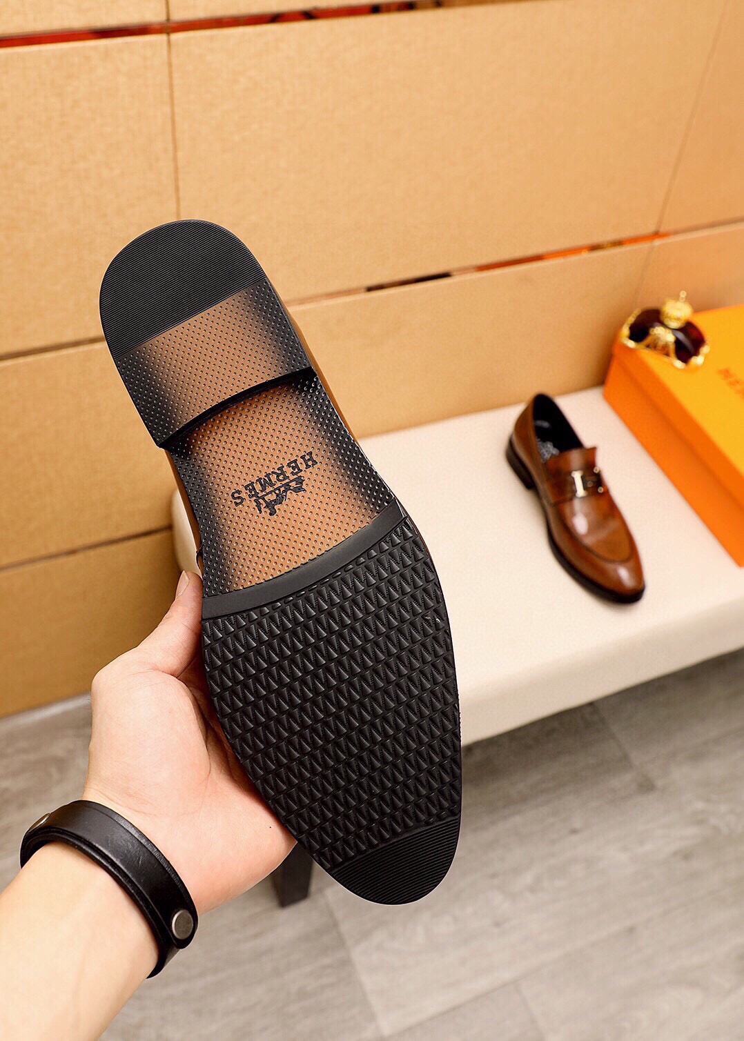 Hermes Men's Leather Loafers with Metal Buckle - Classic Style, Size 38-44 10 i1745801575 4483 8
