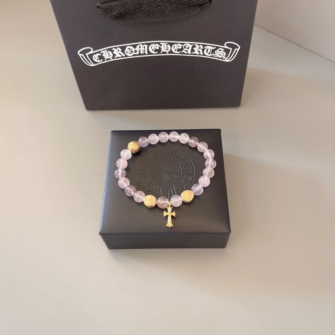 NO:533684,Pickel Croxin with plum red diamonds, new product released Jumei's latest bracelet grade is higher, same style as star, details are not on the market, this model is always available, Croxin's hot-selling model is very easy to match with trendy clothes, fine accessories, chrome hearts19860909批克罗心带梅红钻 新品发布巨美最新款手串档次更高明星同款 细节对版非市面亮面版型 这款一直在出 克罗心里面热卖款 非常好搭配潮流衣服,饰品精品,chrome hearts,Jewelry