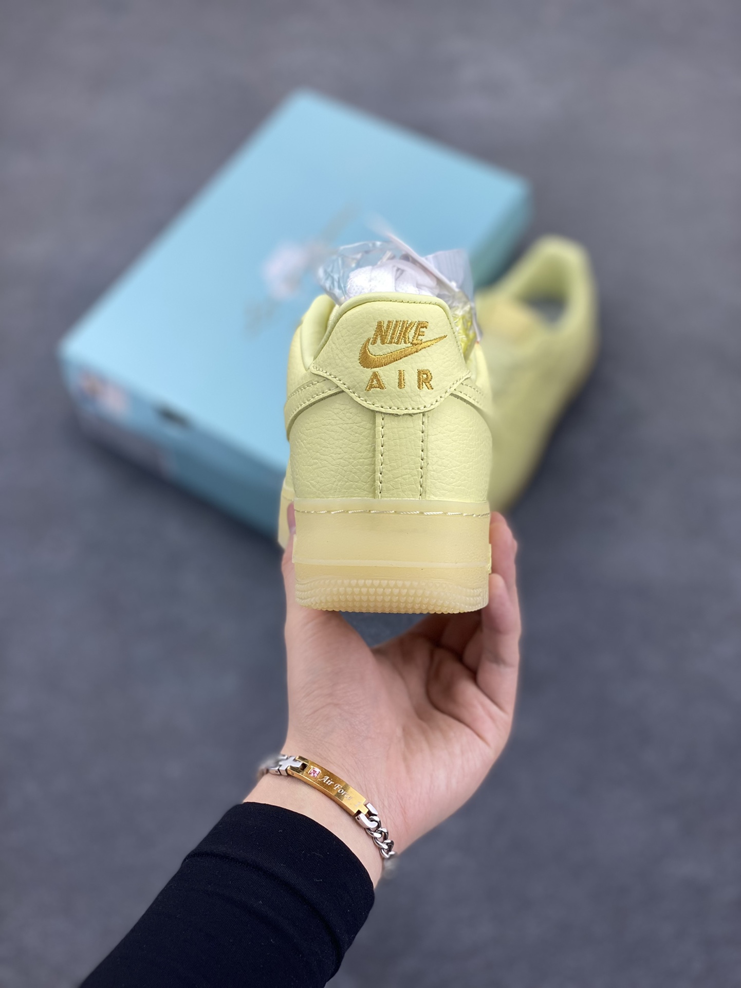 Nike Air Force 1 '07 Low Lemon Twist Crystal Shoes CZ8065-800 5 i1745851851 7324 3