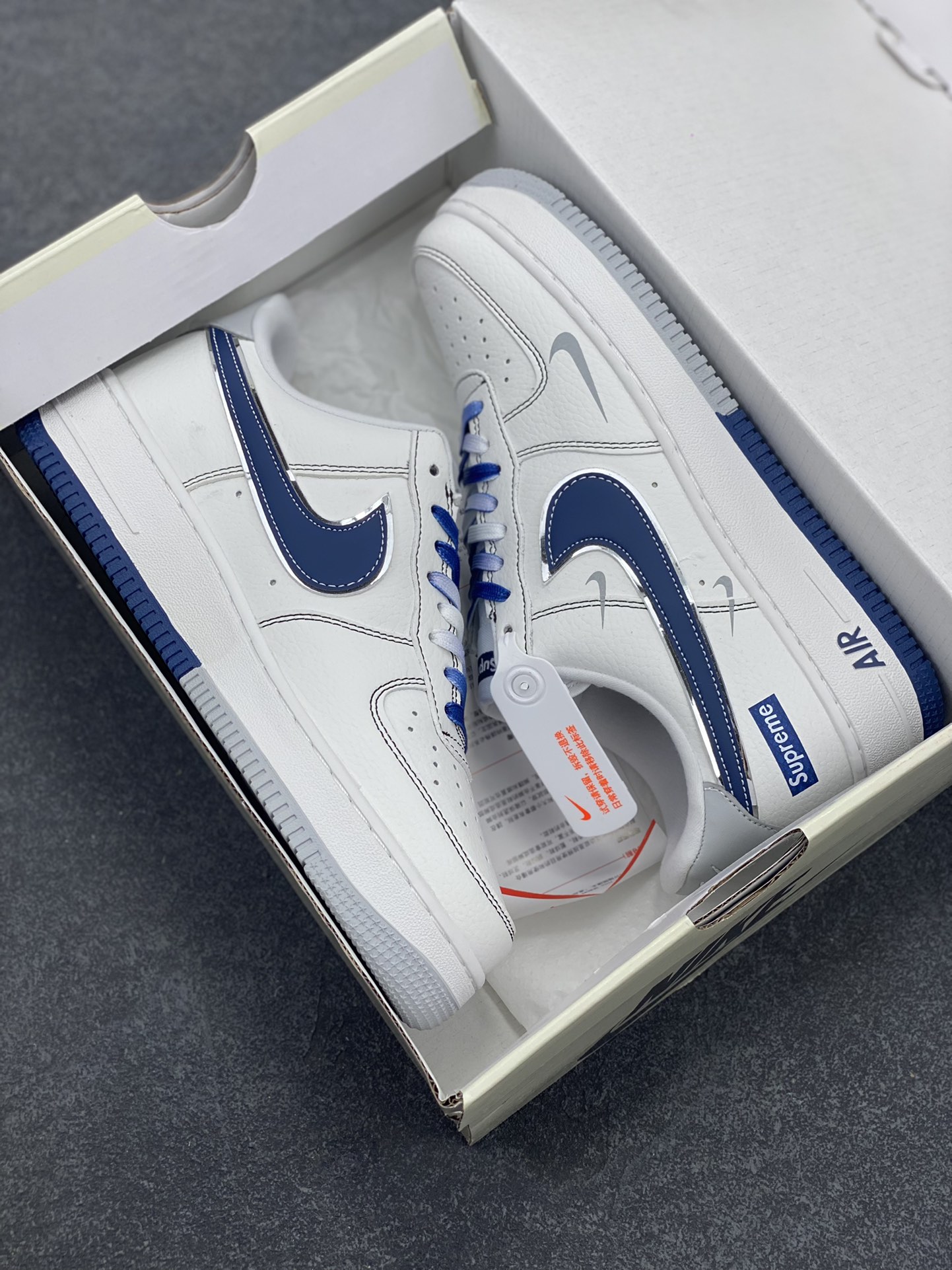 图片[9]-NIke Air Force 1 \’07 Low “Supreme联名”空军一号 低帮 运动鞋 休闲鞋 折边针车 工艺难度大 原楦头原纸板 原装鞋盒 定制五金配件 内置全掌气垫 原厂鞋底 货号：DQ6628-157 尺码：36 36.5 37.5 38 38.5 39 40 40.5 41 42 42.5 43 44 44.5 45-选品中心