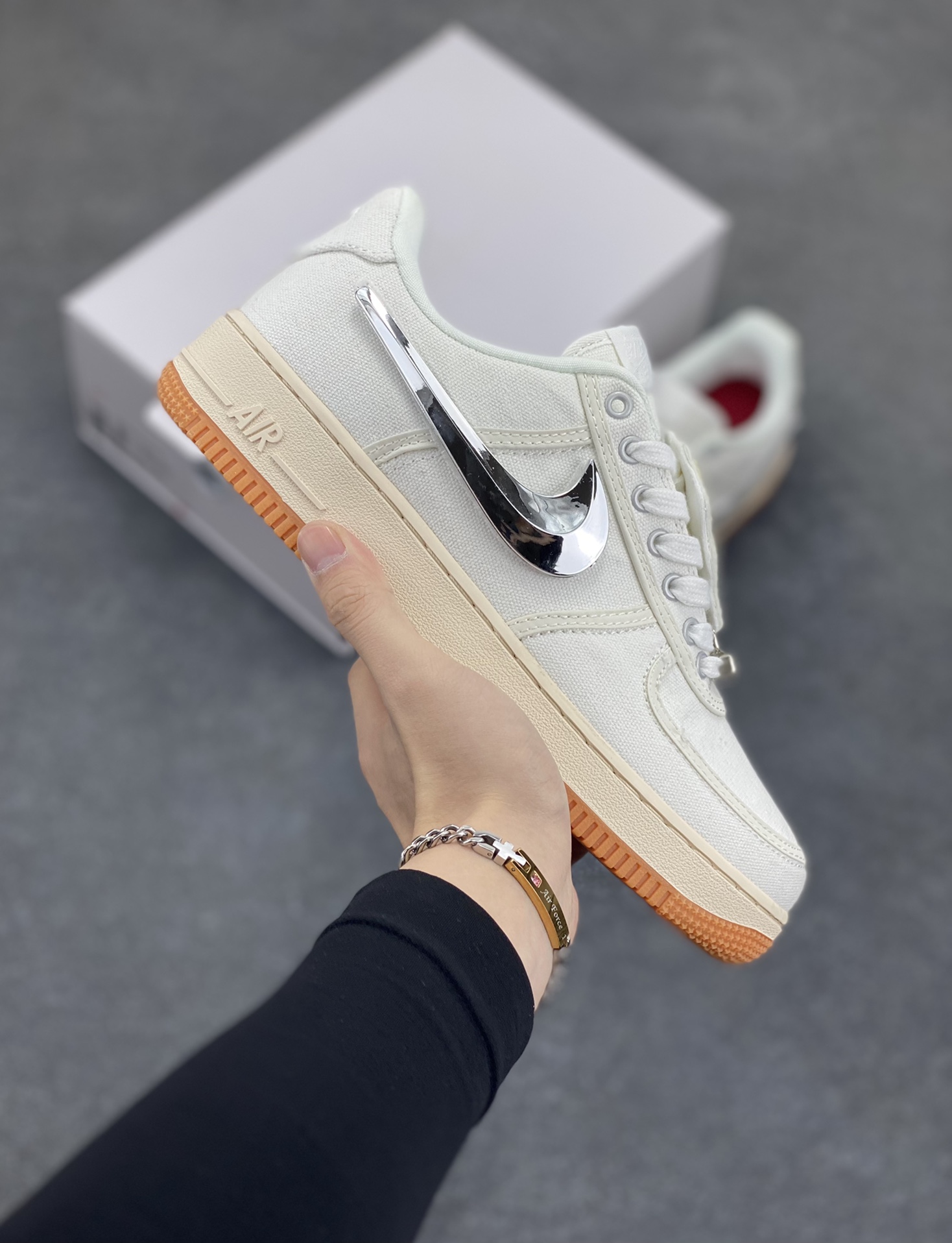 AF1诞生35周年限定联名 说唱歌手·斯科特Travis Scott X Nike Air Force 1 Low \
