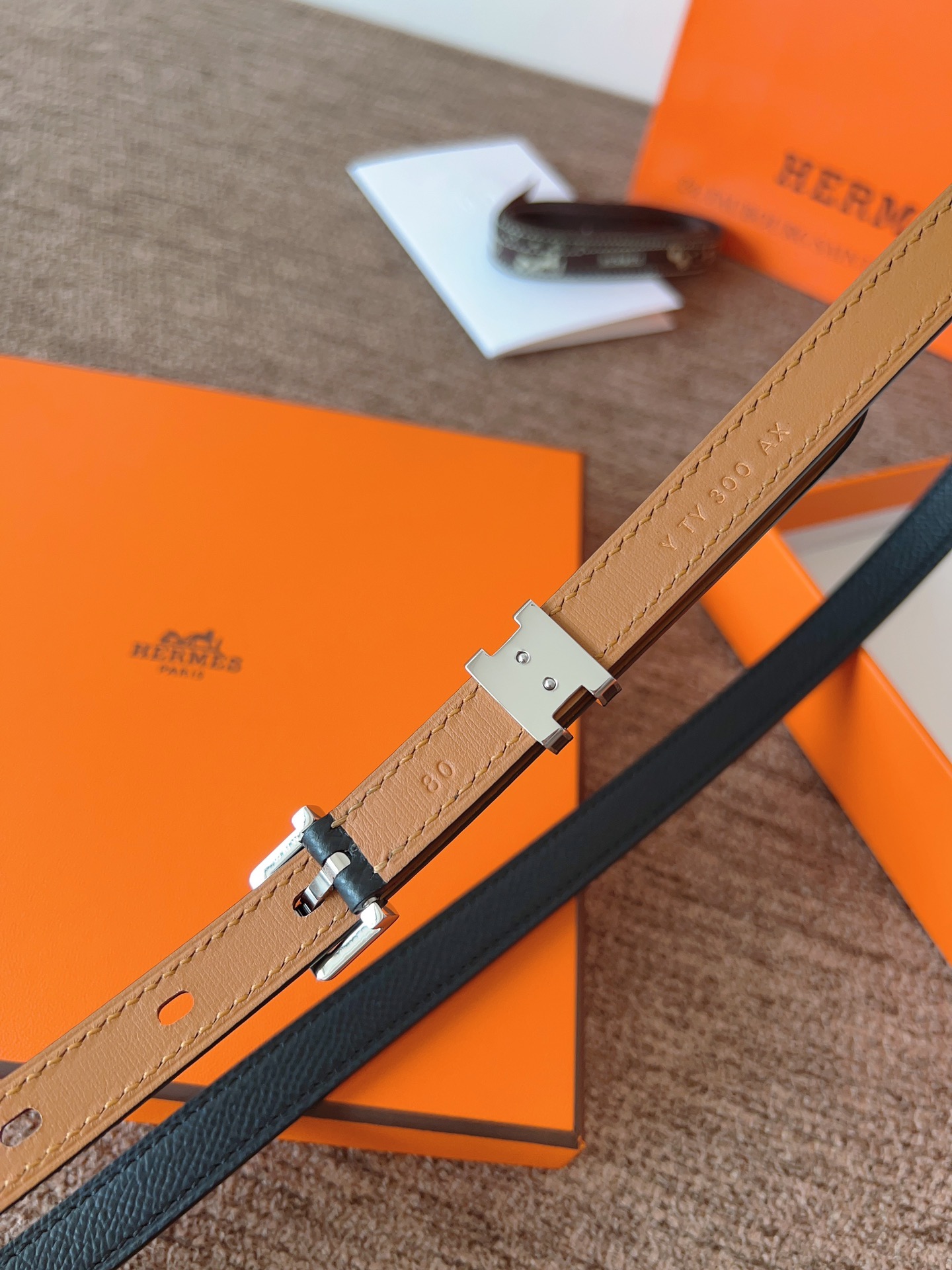 Hermès Women's Pop H Belt 15mm - Classic Style, Timeless Fashion Statement 3 i1745852531 2421 2