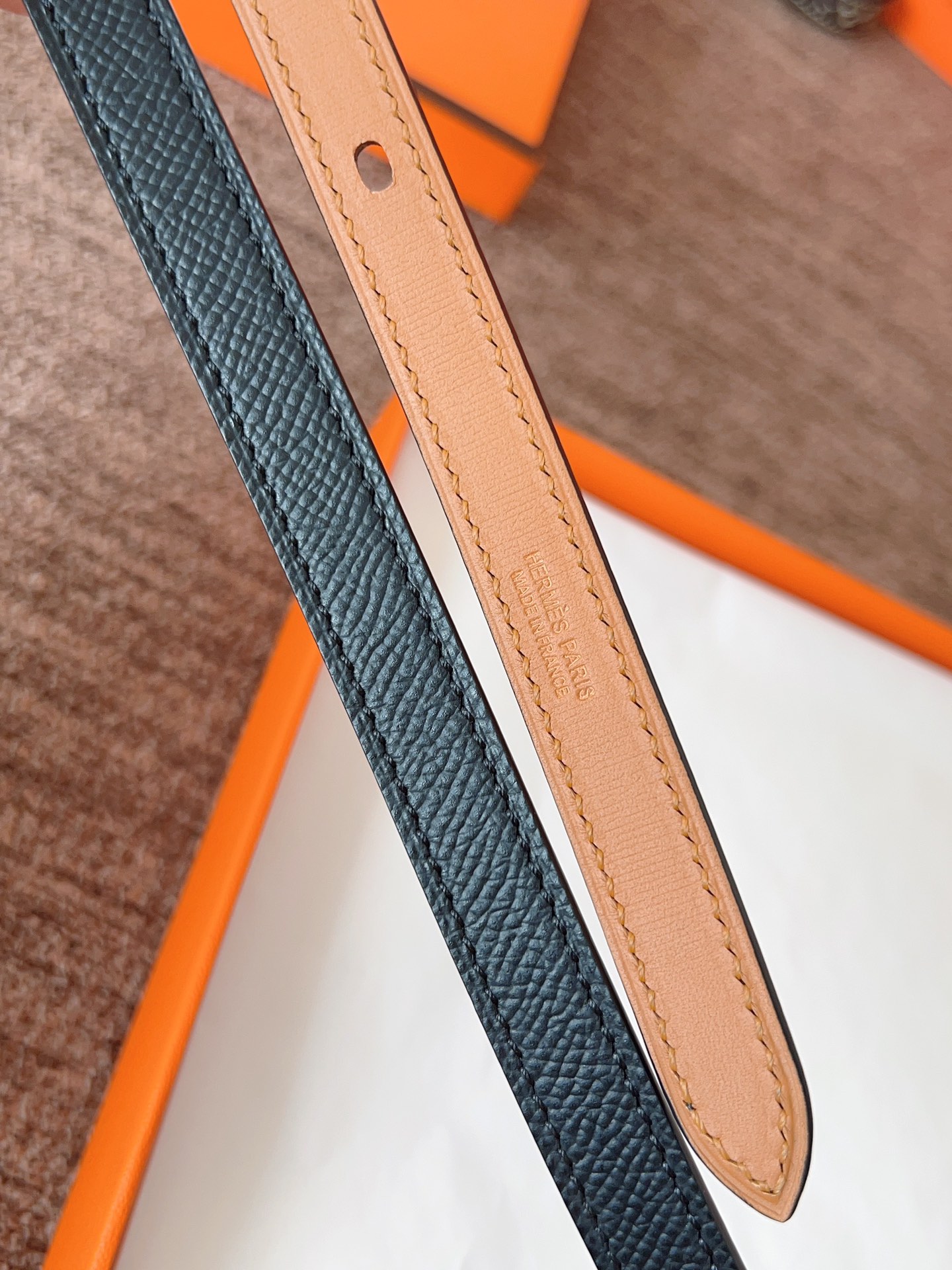 Hermès Women's Pop H Belt 15mm - Classic Style, Timeless Fashion Statement 8 i1745852531 9658 7