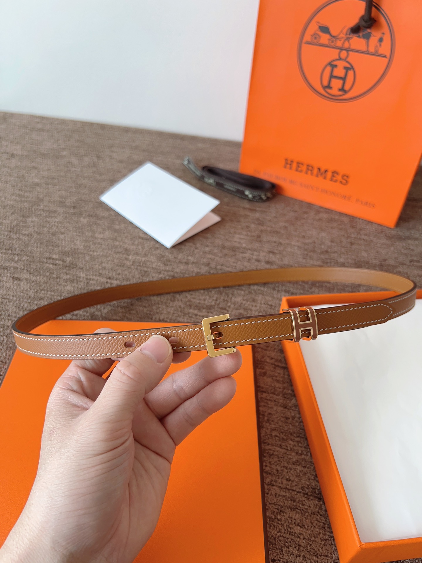 Hermes Women's Pop H Belt 15mm - Stylish and Versatile Waist Accent 2 i1745852656 3457 0