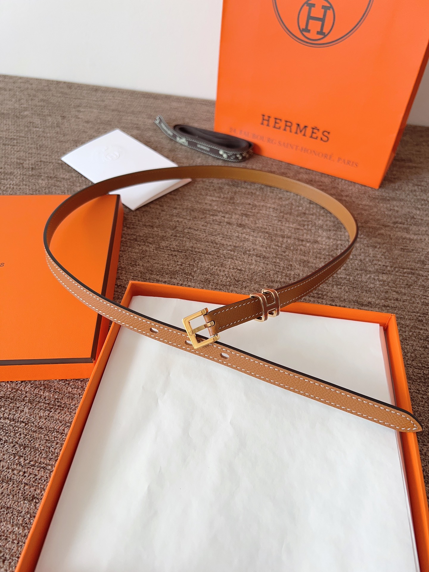 Hermes Women's Pop H Belt 15mm - Stylish and Versatile Waist Accent 5 i1745852656 4447 3