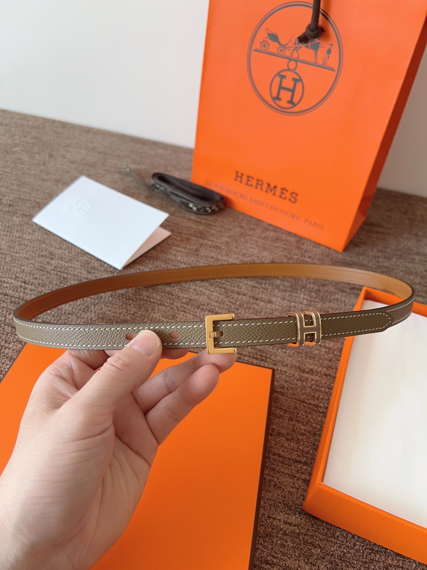 Hermès Pop H Belt 15mm - Stylish Waist Accent with Iconic H Logo Buckle 1 i1745852722 2999 0