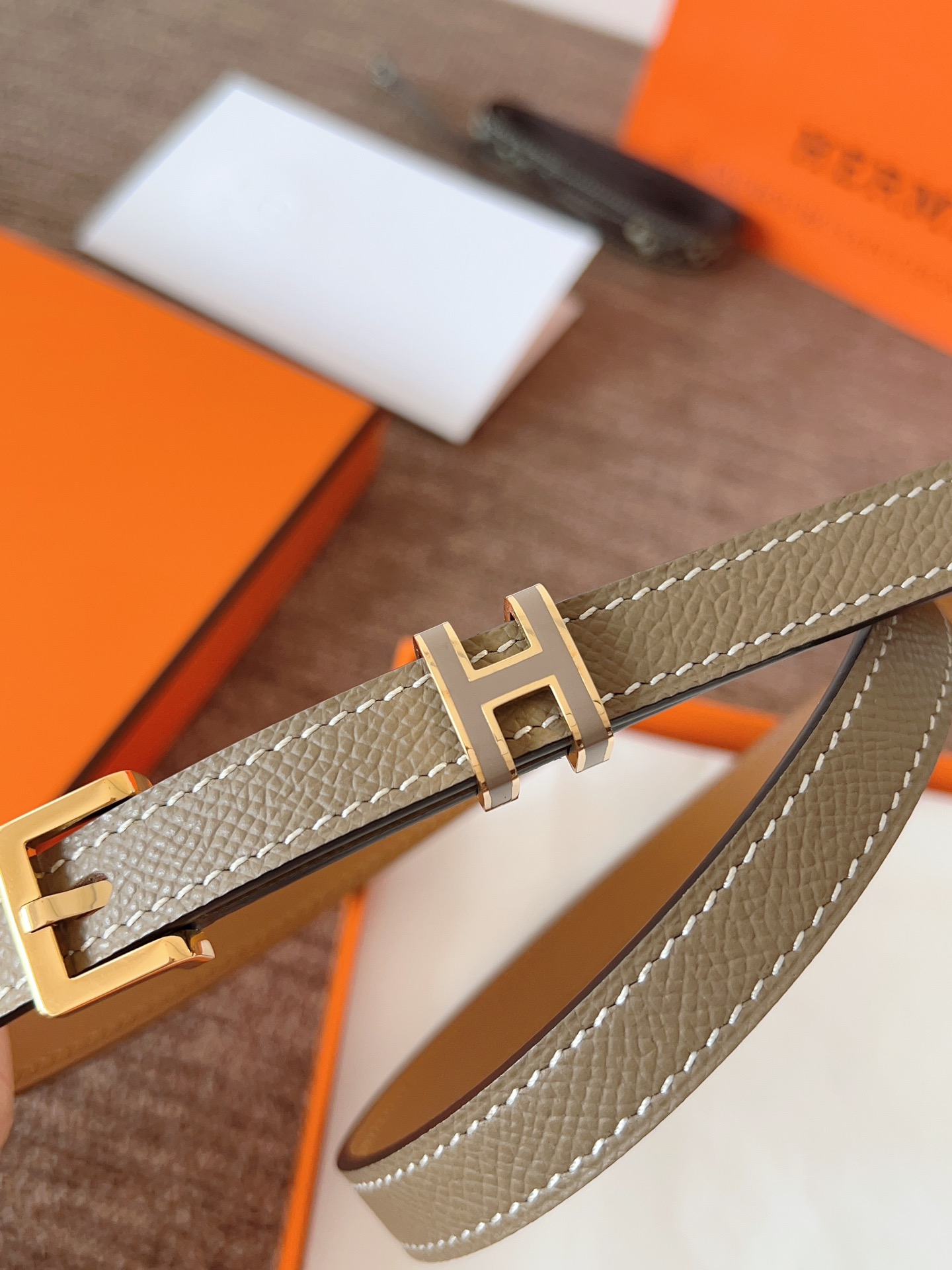 Hermès Pop H Belt 15mm - Stylish Waist Accent with Iconic H Logo Buckle 4 i1745852722 8625 3