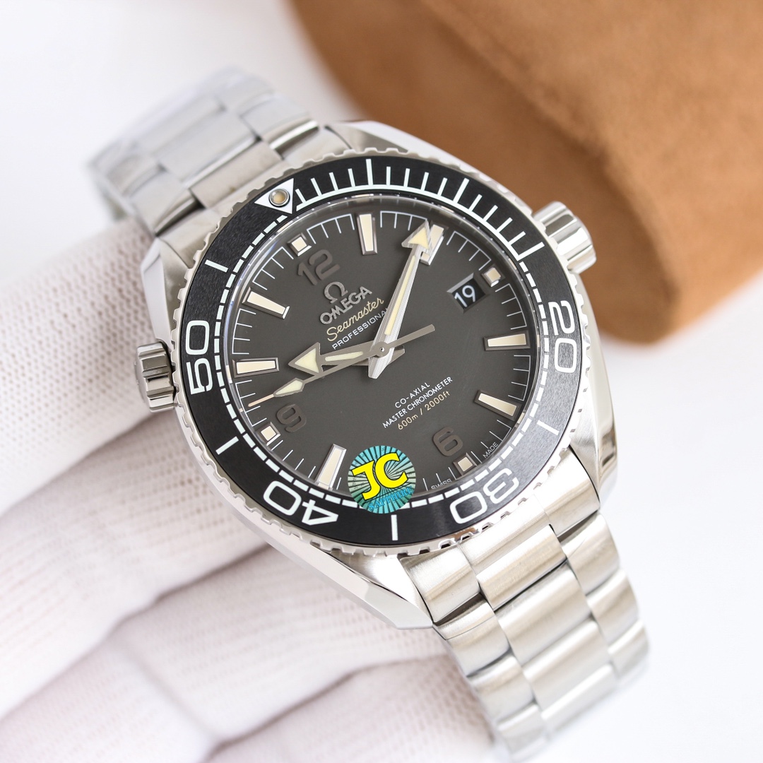 [OMEGA Watches]It is decorated with Liquidmetal diving scales Steel strip is c