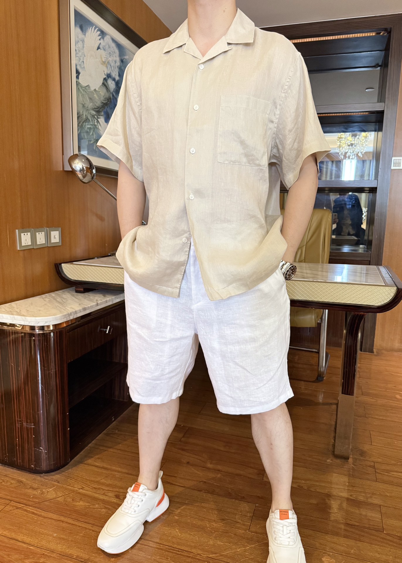 NO:151286,Jenia-2025 latest hot shirts are shipped, hot-selling items in Europe and the United States!  Selected imported cotton and linen fabrics from Italy, the simple and atmospheric design shows the charm. There is no need to say much about the effect of the upper body. The number of codes is 38-42 (model 173/130 wears 38, with Hong Kong Lane Crawford gift box packaging), zegna, alexander wang19860909杰尼亚-2025最新爆款衬衣出货 欧美热销单品！精选意大利进口棉麻面料,简约大气的设计相当彰显韵味 上身效果不用多说.码数38-42（模特173/130穿38,配香港连卡佛礼盒包装）,,zegna,alexander wang,Men's clothing