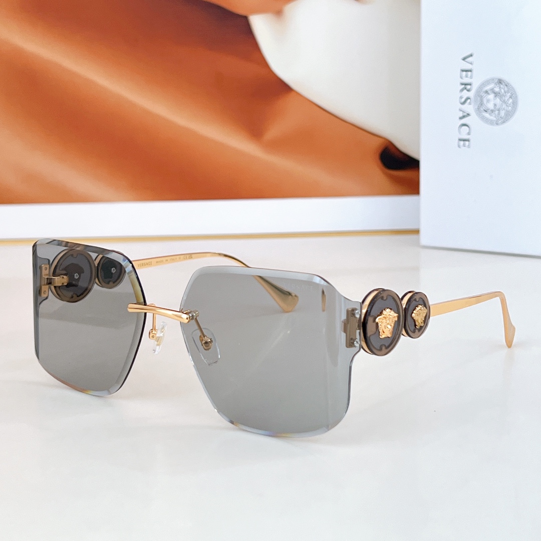 。 VERSACE
MOD：VE6781
Size：65口16 145
🔝🔝