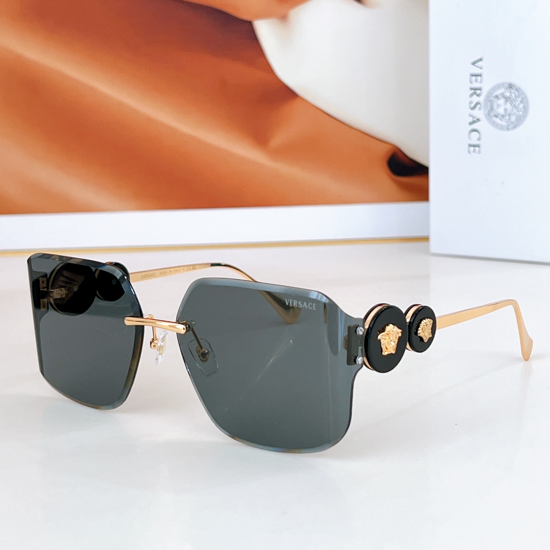 。 VERSACE
MOD：VE6781
Size：65口16 145
🔝🔝